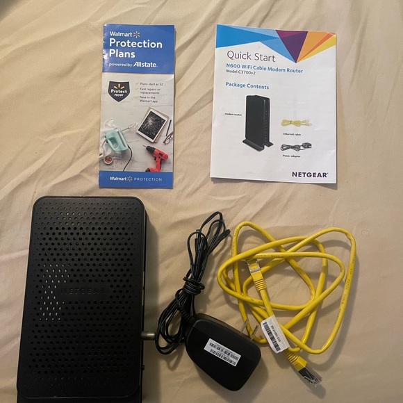 NETGEAR MODEM ROUTER - Picture 7 of 7